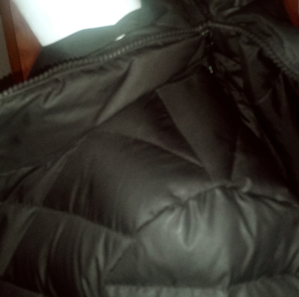 Puffer Jacket - Picture 8 of 9